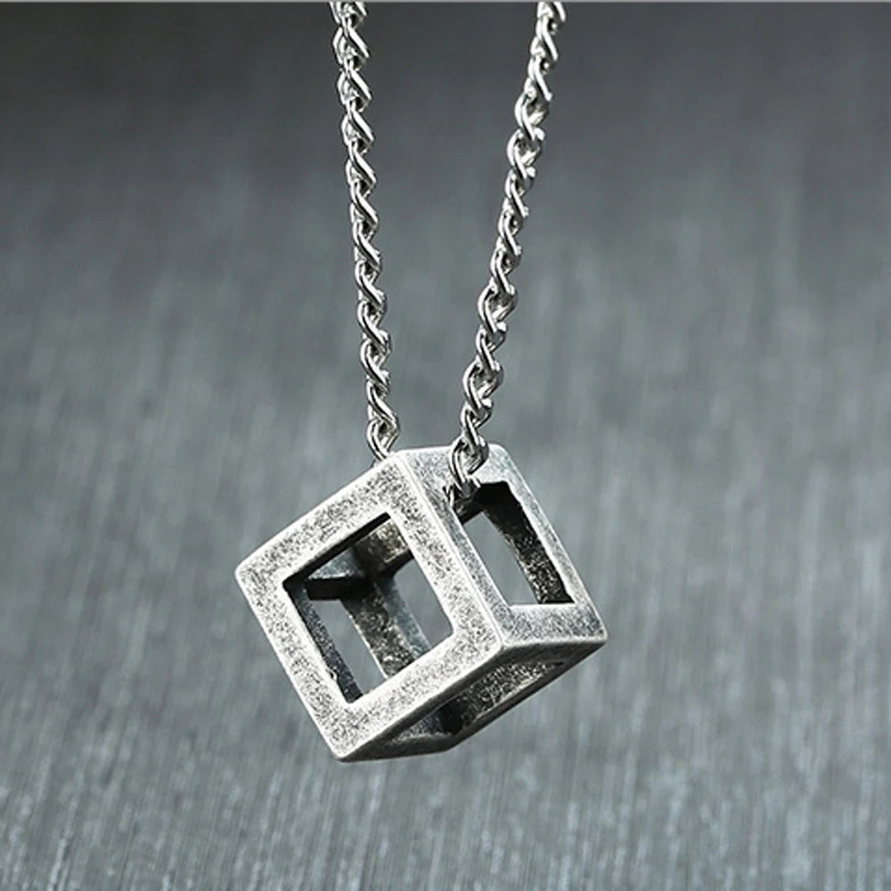 Punk Hollow Cube Pendient Necklaces for Men Women Unisex Stainless Steel Square Charm Jewelry Necklace Geometric Collier Fashion