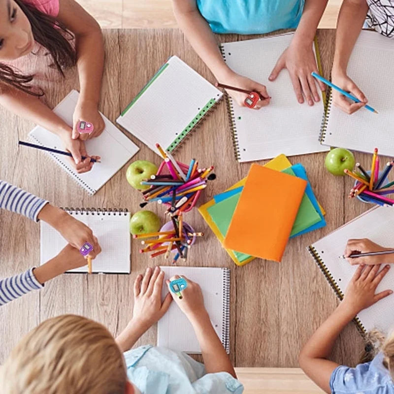 Reset Finger Counter Ring Mini LCD Digital Display Counter,Handheld Counter Pitch Counter,Knitting,Lap,Fishing,Golf and Row