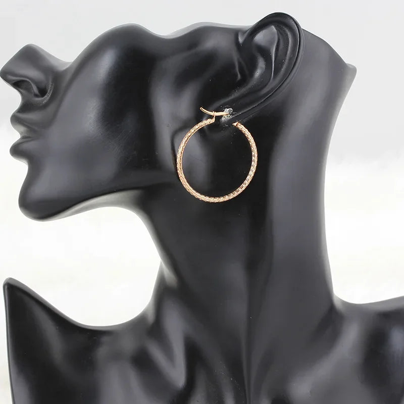 Stainless Steel Hoop Earrings For Women 2025 Statement Round Silver Gold Color Loop Brincos Female Jewelry Wholesale Party Gift