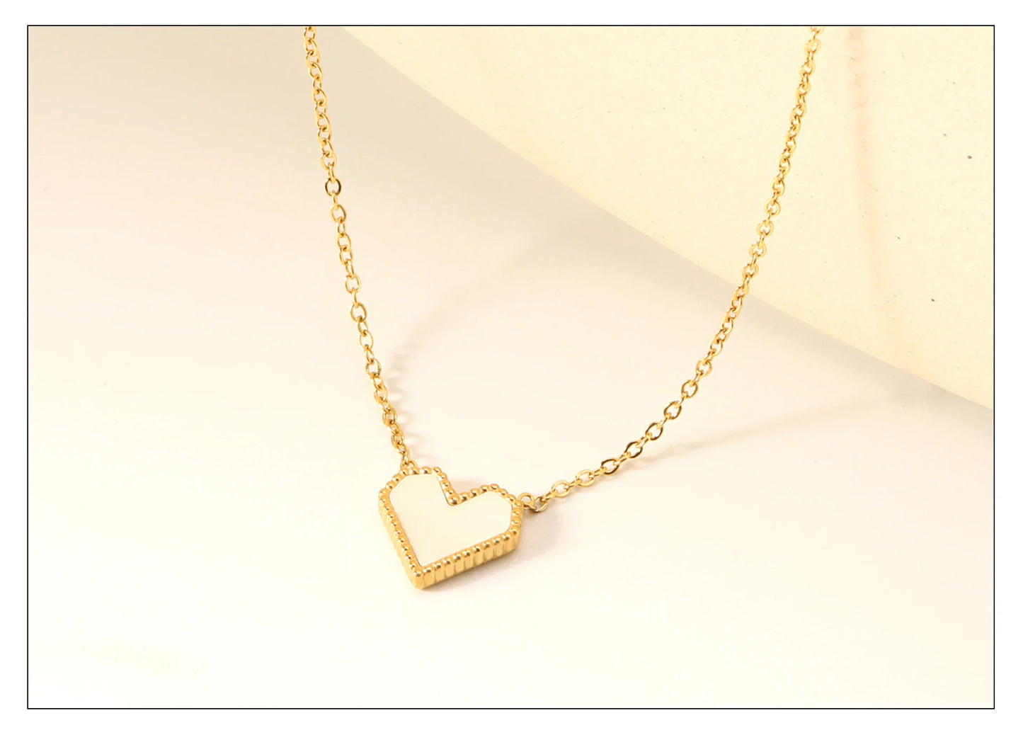 LUXUSTEEL Golden Red Love Heart Shaped Pendant Necklace Stainless Steel Female Necklace Colorful Chain Pendant Jewelry Gift