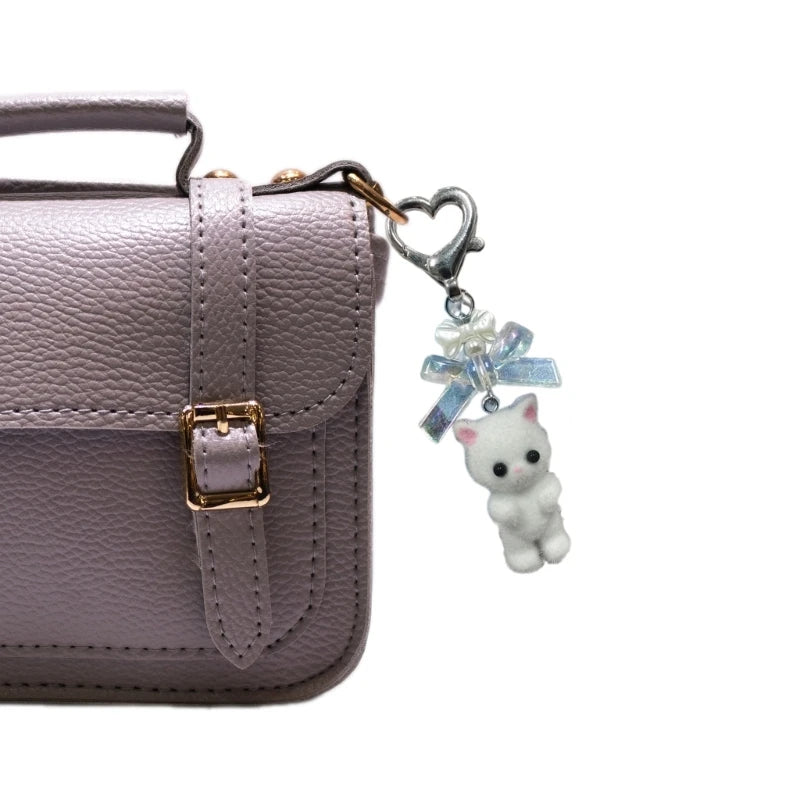 Q0KE Flocking Animal Cartoon Keychain Bear Cat Key Chain Fashionable Bowknot Pendant Phone Decorations for Women