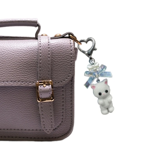 Q0KE Flocking Animal Cartoon Keychain Bear Cat Key Chain Fashionable Bowknot Pendant Phone Decorations for Women